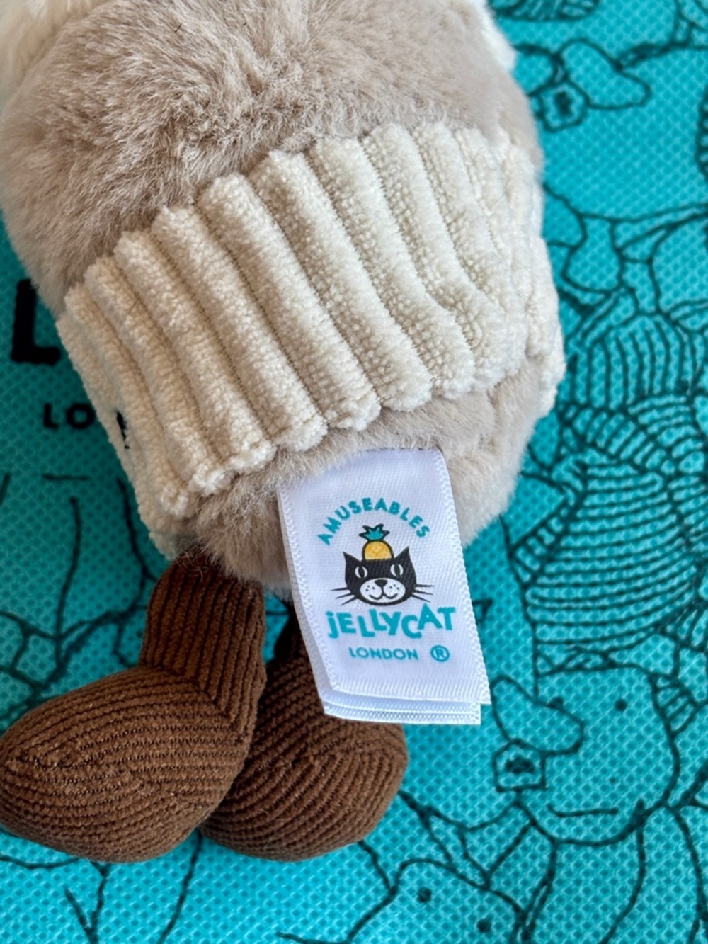 NWT Jellycat Coffee-To-Go Bag Charm - Picture 4 of 7